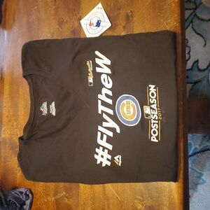 Nwt - Majestic, Chicago Cubs "Fly The W" 2017 Postseason black V-neck Tee shirt.